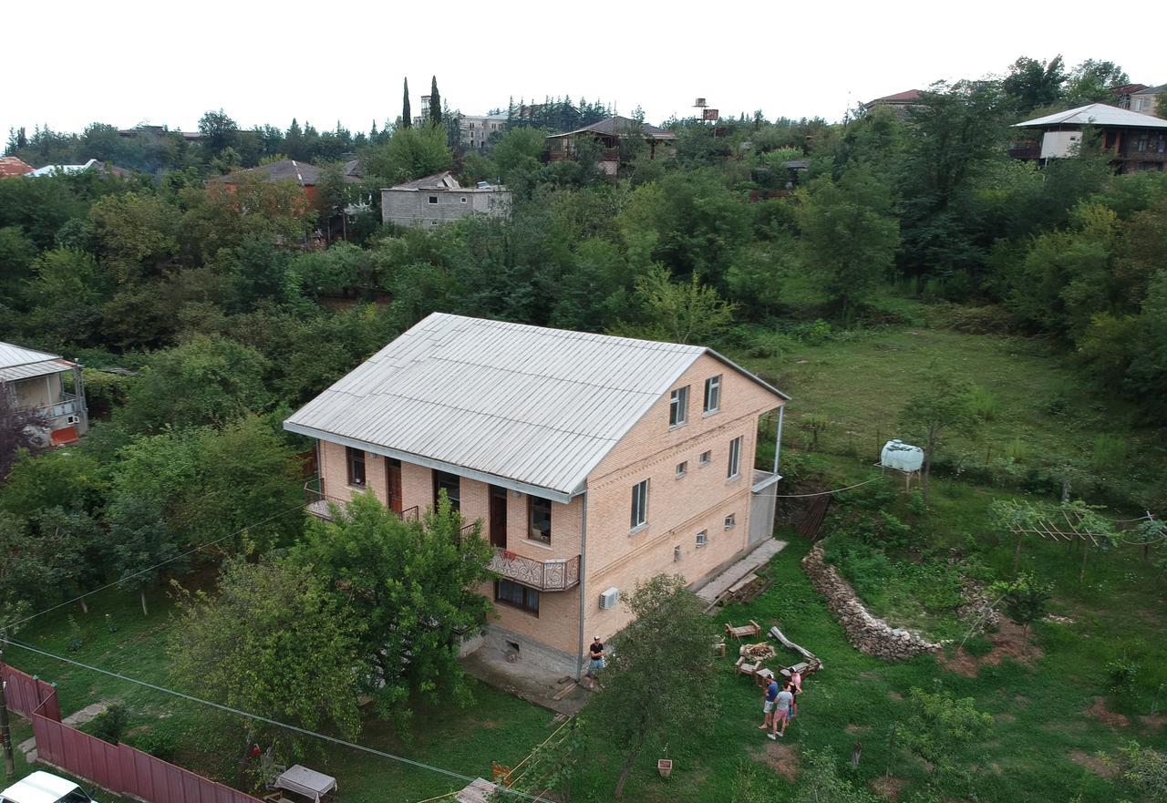 Art House Kutateli Hotel Tskaltubo Buitenkant foto